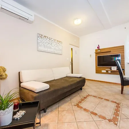 Apartment Maraschino Zadar